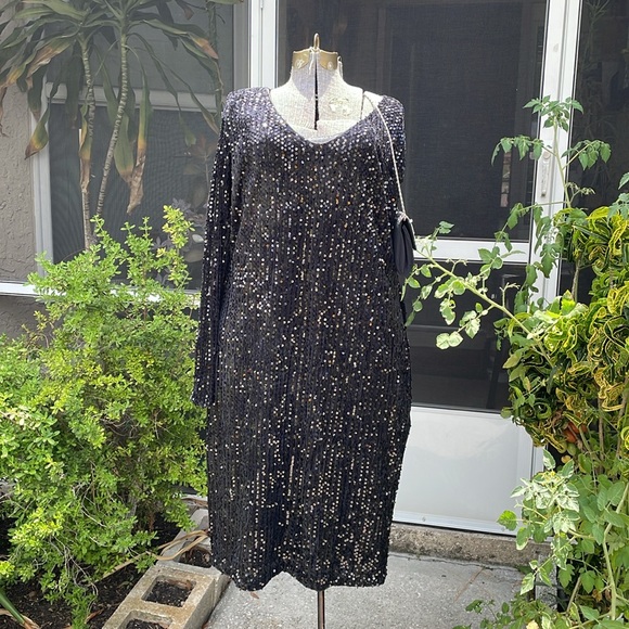 New with tag In’Voland ladies sequins cocktail long sleeve dress size 20. Black - Picture 6 of 9